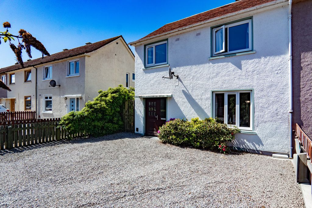 Property photo 1 of 39
