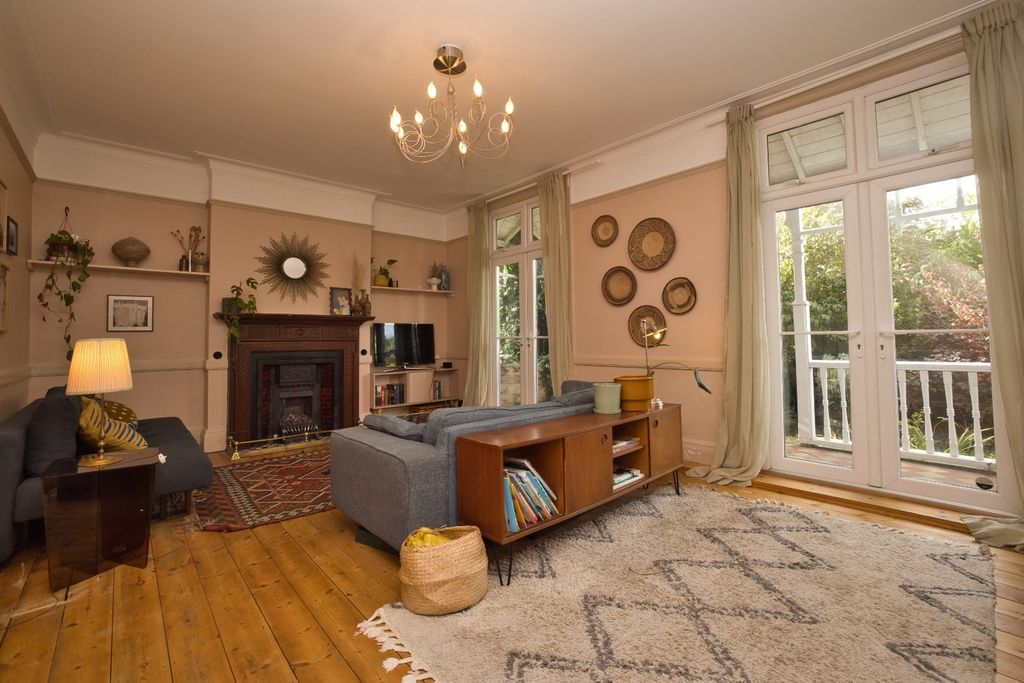 Property photo 2 of 25 Picture 2