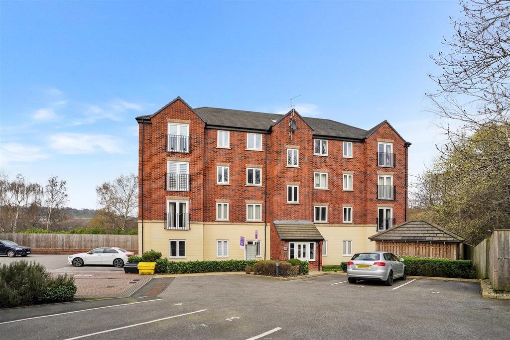 Property photo 1 of 16