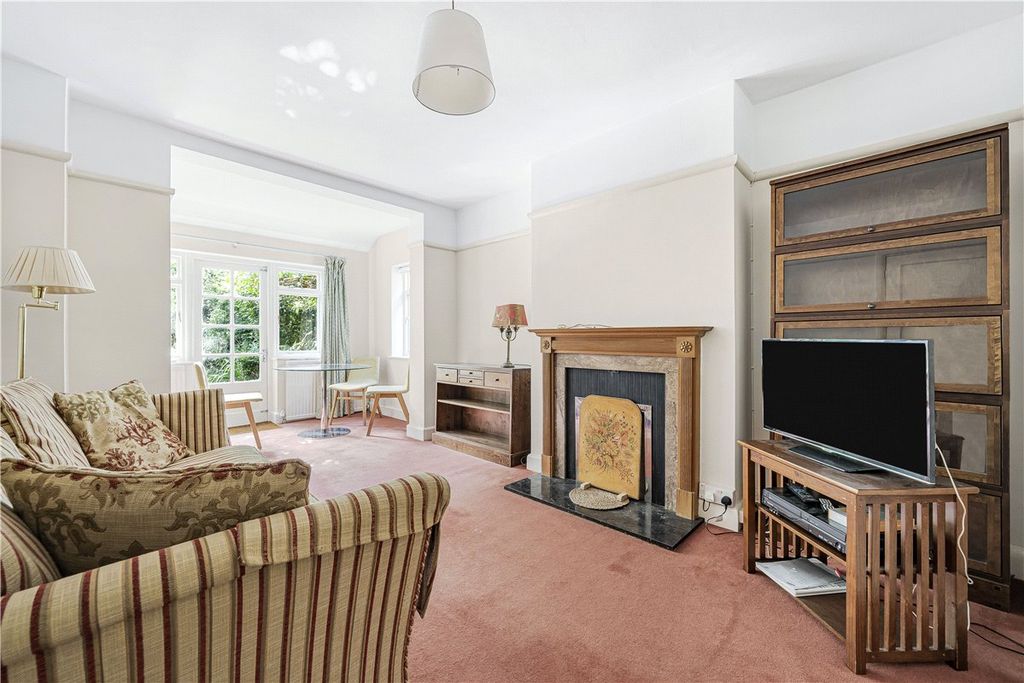 Property photo 2 of 16 Picture No. 20