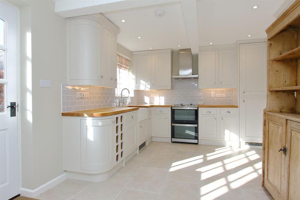 Property photo 3 of 18 Coach House Cottage (21).Jpg