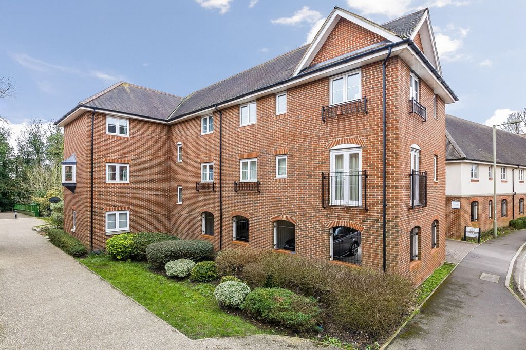 Property photo 3 of 21