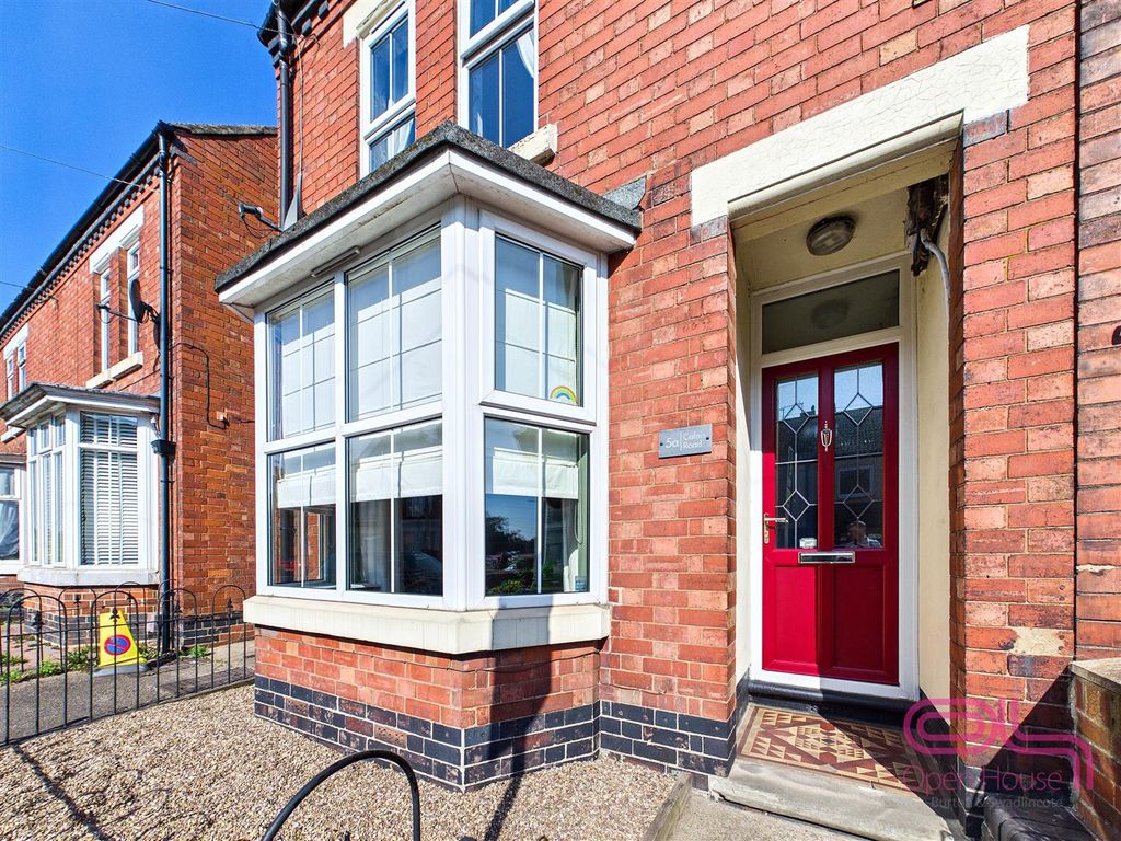 Property photo 3 of 26 Calais Road, Burton On Trent (2).Jpg