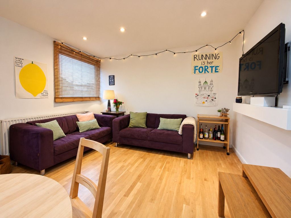 Property photo 2 of 10 Reception Room