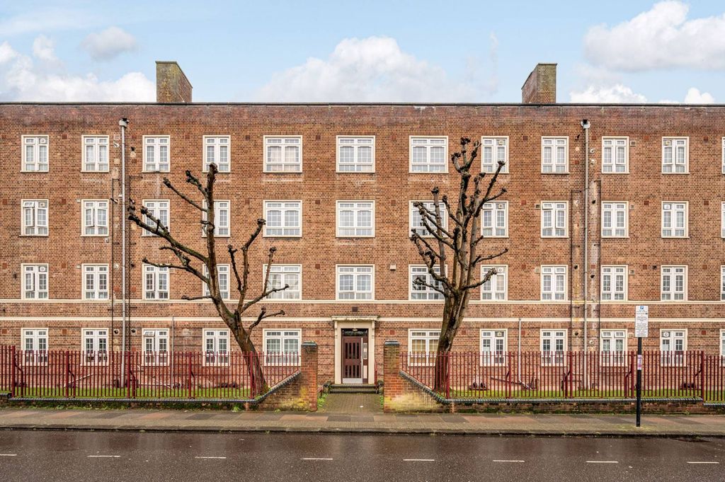 Property photo 1 of 15