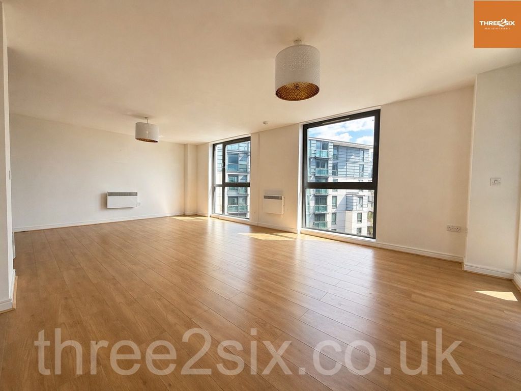 Property photo 2 of 9 Gallery