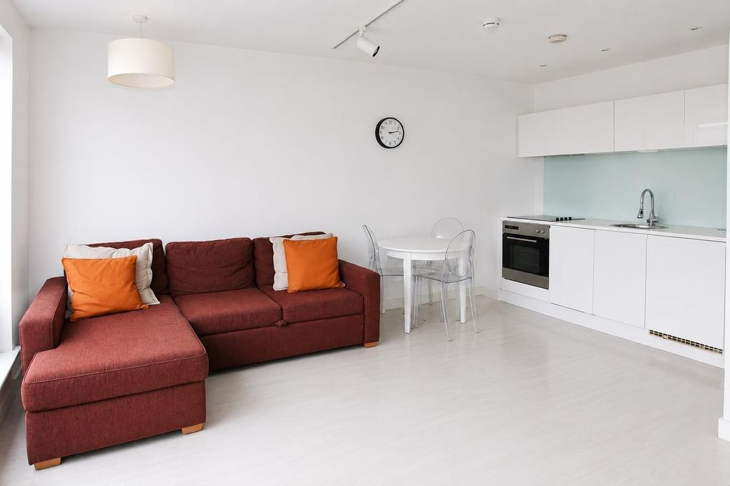 Property photo 1 of 9 Bright Open-Plan Living Space With Kitchen...