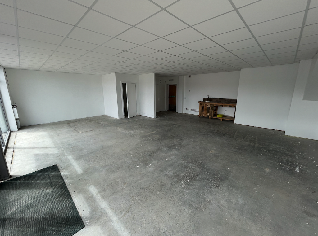 Property photo 3 of 3