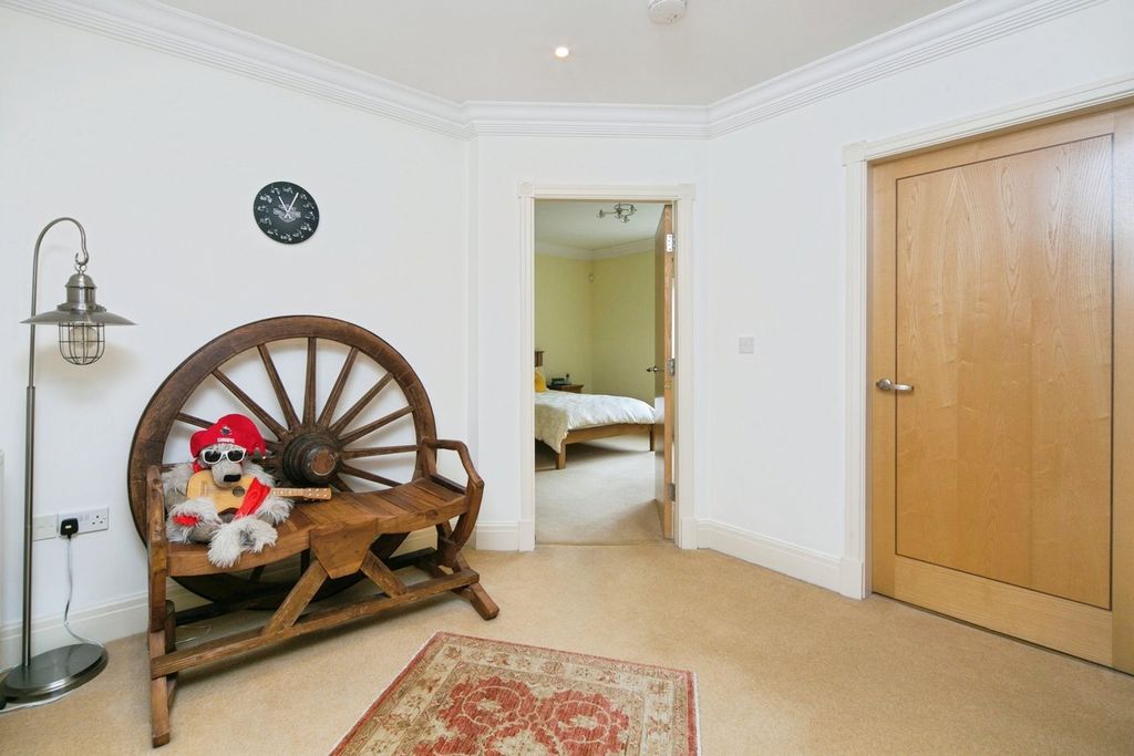 Additional image 14 of 2 bed flat for saleTy Mawr Road, Deganwy, Conwy LL31