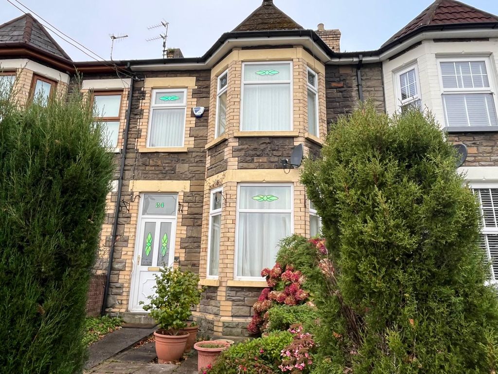 Property photo 1 of 32