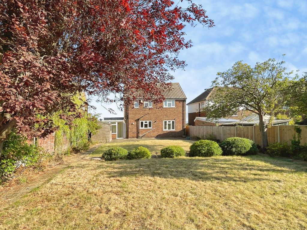 Property photo 3 of 27