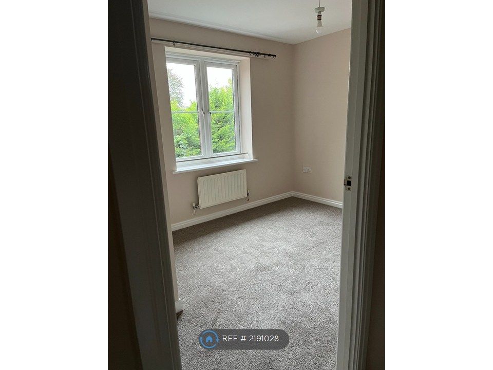 Property photo 3 of 3 Main Bedroom