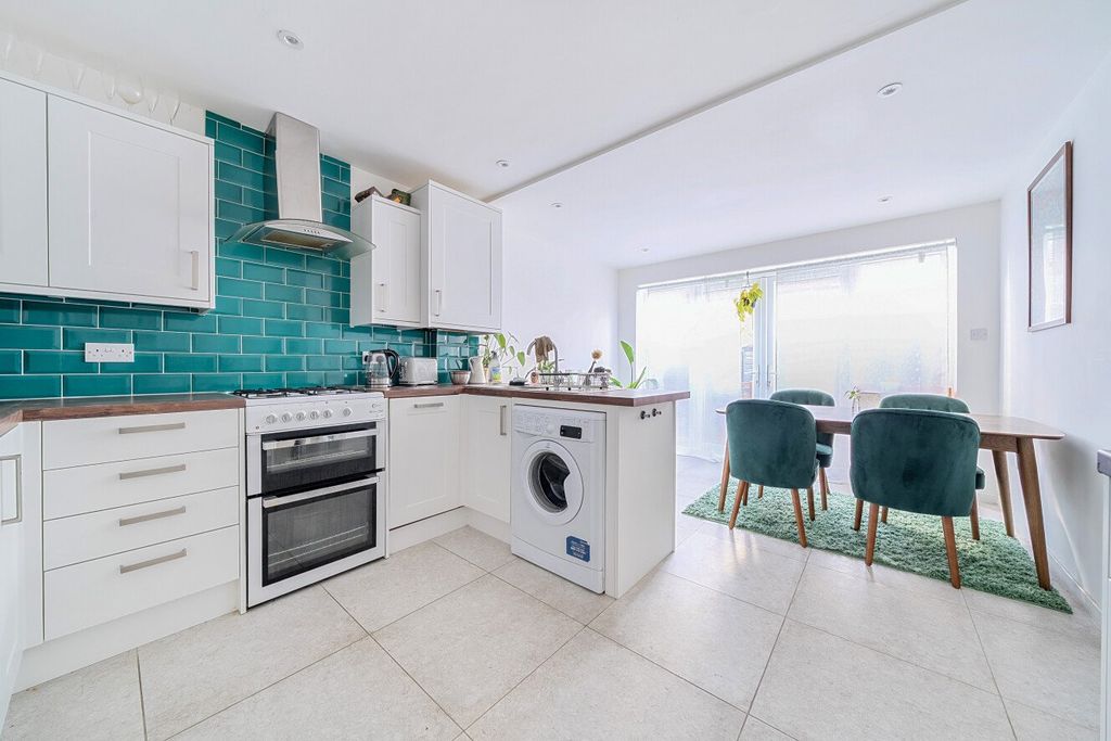 Property photo 3 of 15 Picture No. 06