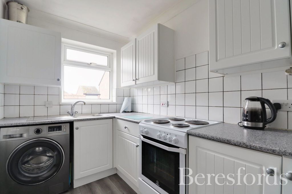 Property photo 2 of 14 Picture 2