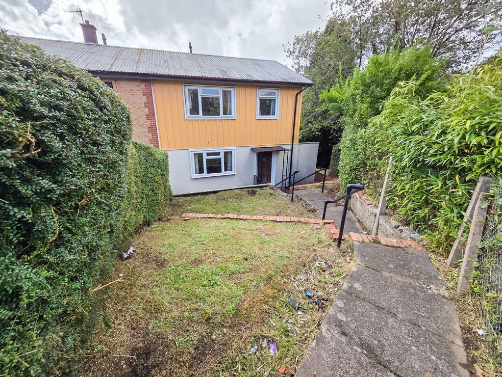 Property photo 2 of 32 Photo 35