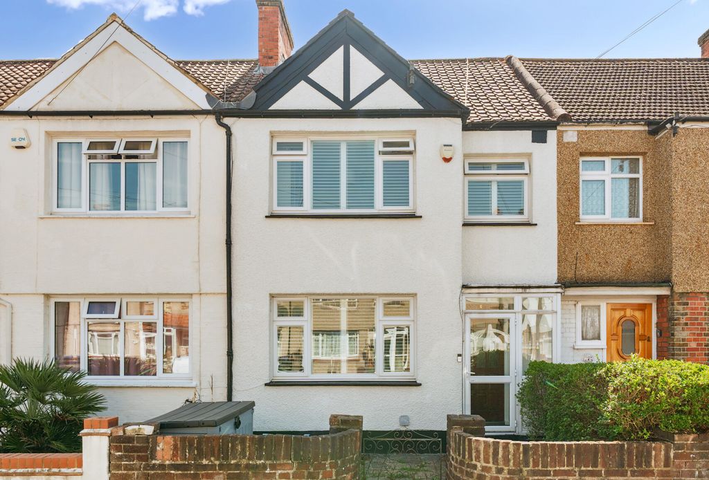 Property photo 1 of 13 1335120-17-689B18...