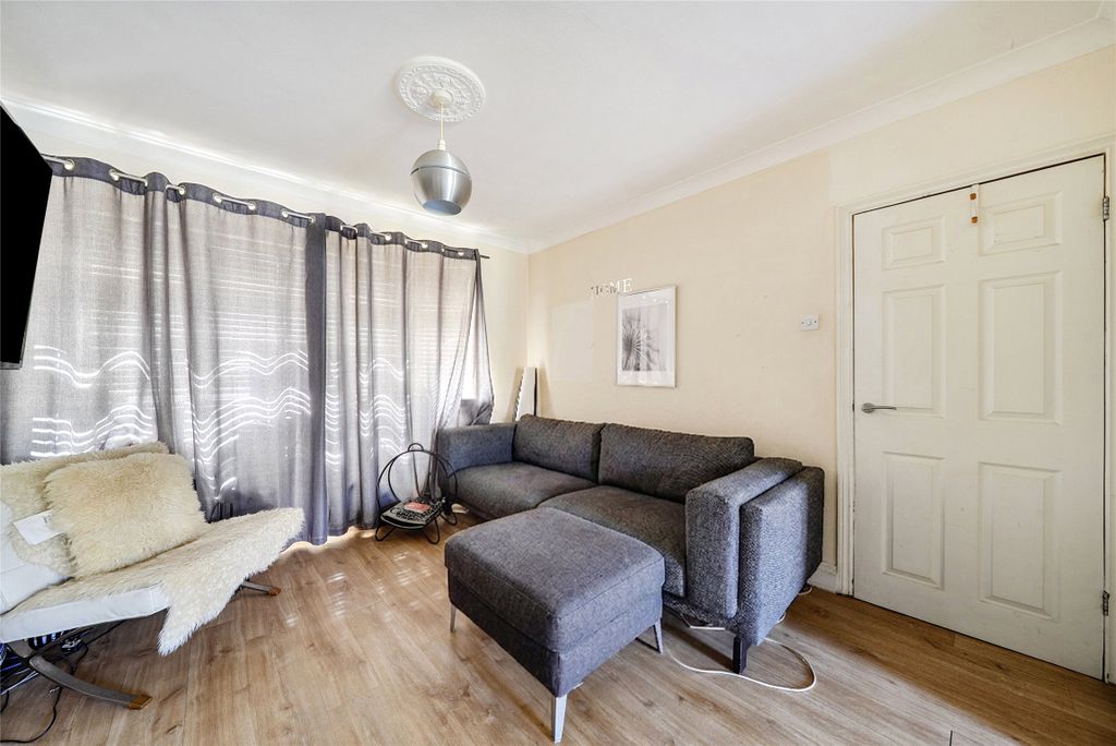 Property photo 2 of 20 Picture No. 18