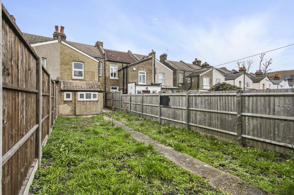 Property photo 1 of 1