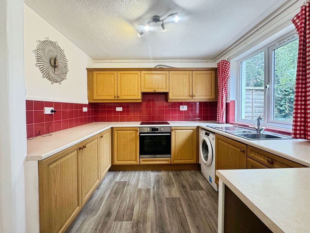 Property photo 3 of 19