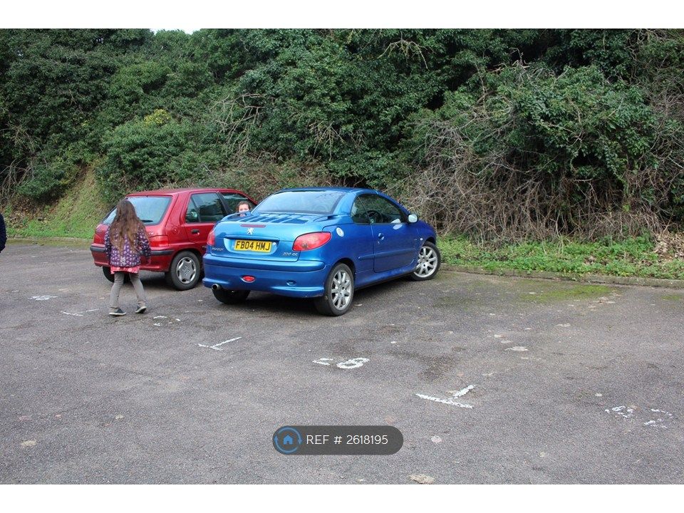 Property photo 2 of 11 Parking Space