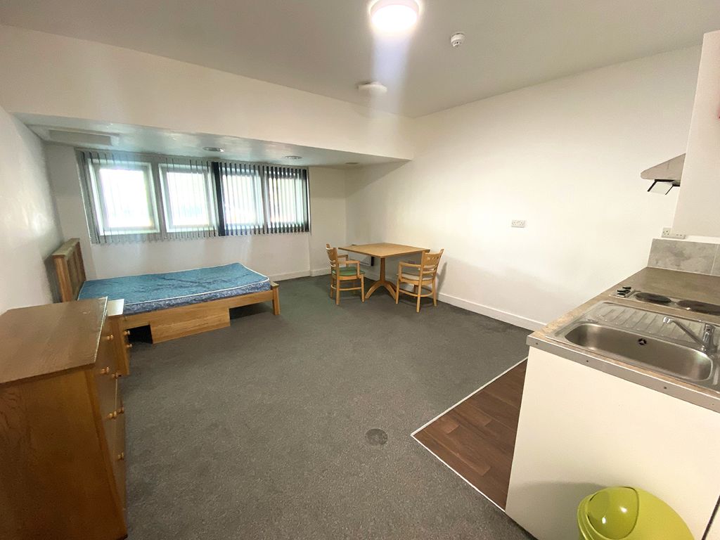 Property photo 3 of 4