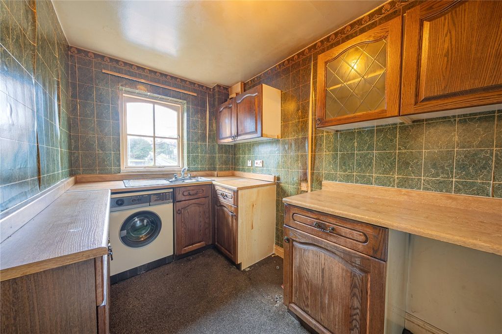 Property photo 3 of 8 Picture No. 02