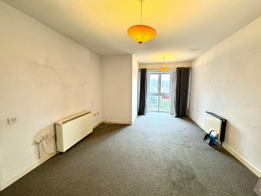 Property photo 2 of 5