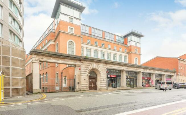 Property photo 1 of 11