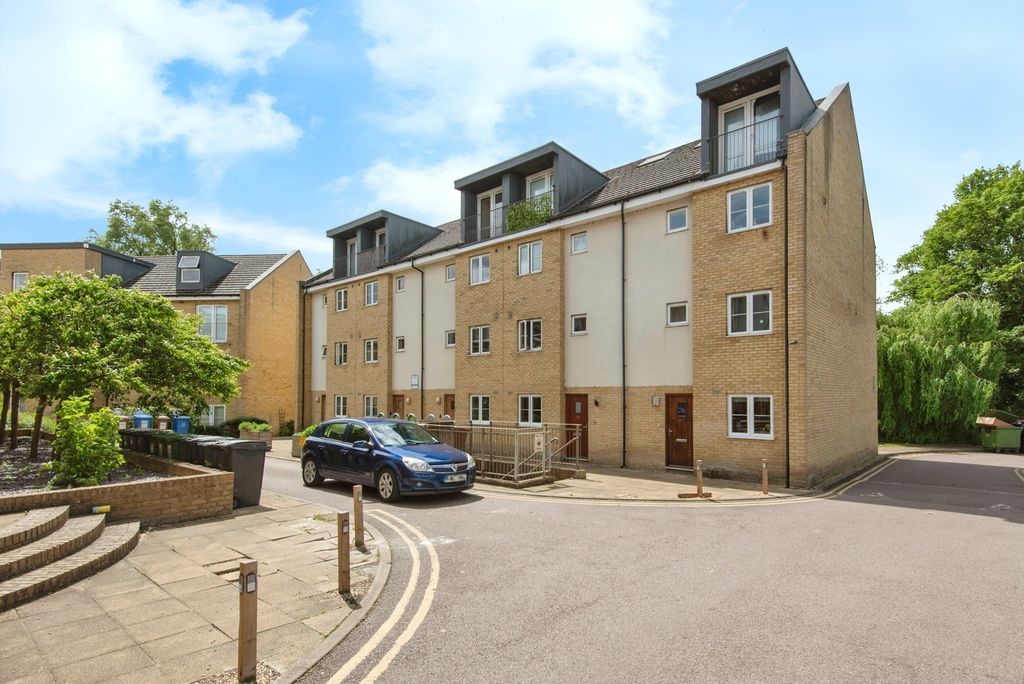 Property photo 1 of 22 Rear Aspect