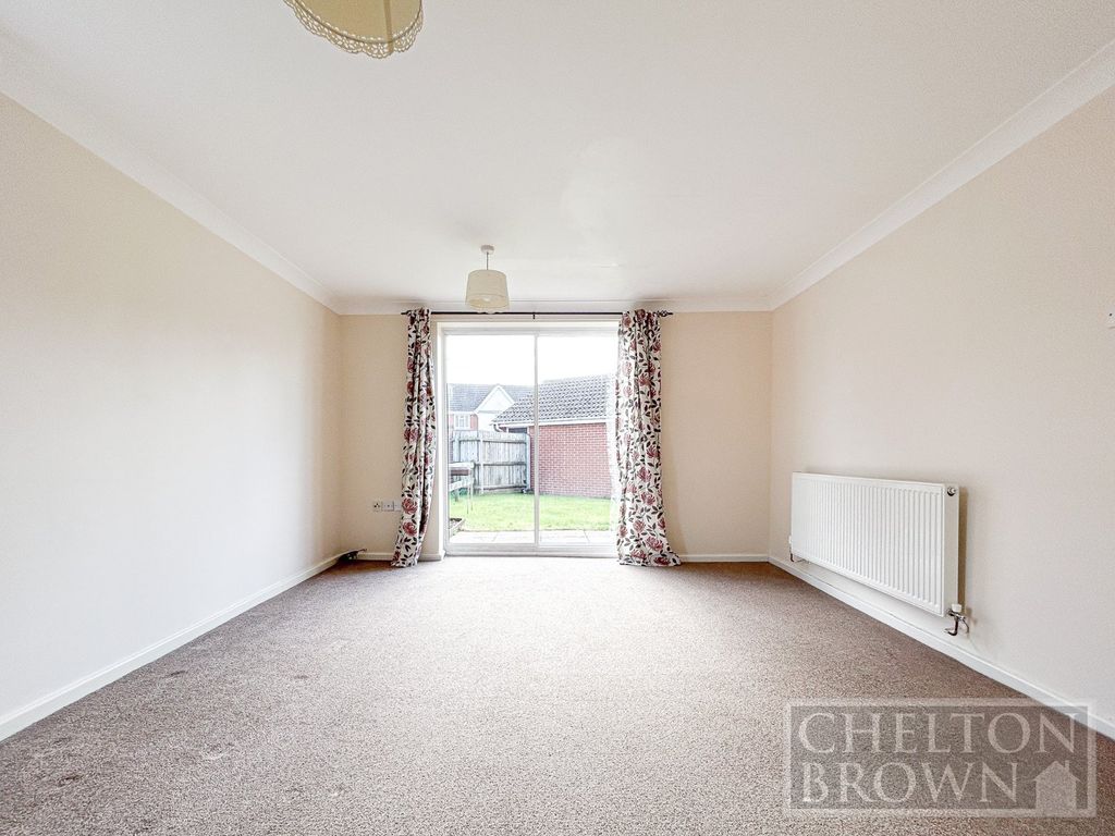 Property photo 3 of 37 Living Room