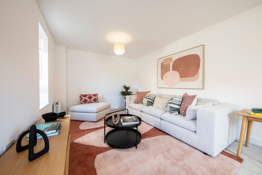 Property photo 3 of 8 Photo