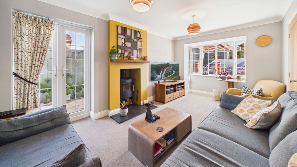 Property photo 2 of 10