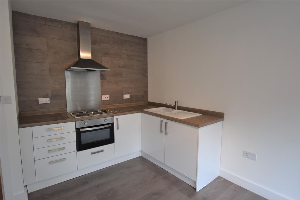 Property photo 2 of 5 32.Jpg