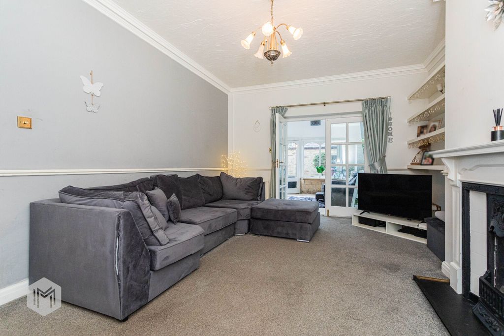 Property photo 3 of 24 Picture No. 21