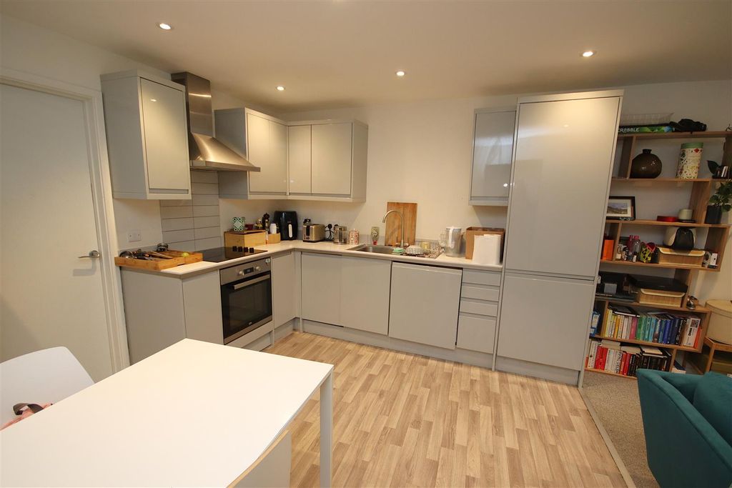 Property photo 3 of 10 Img_6181.Jpg