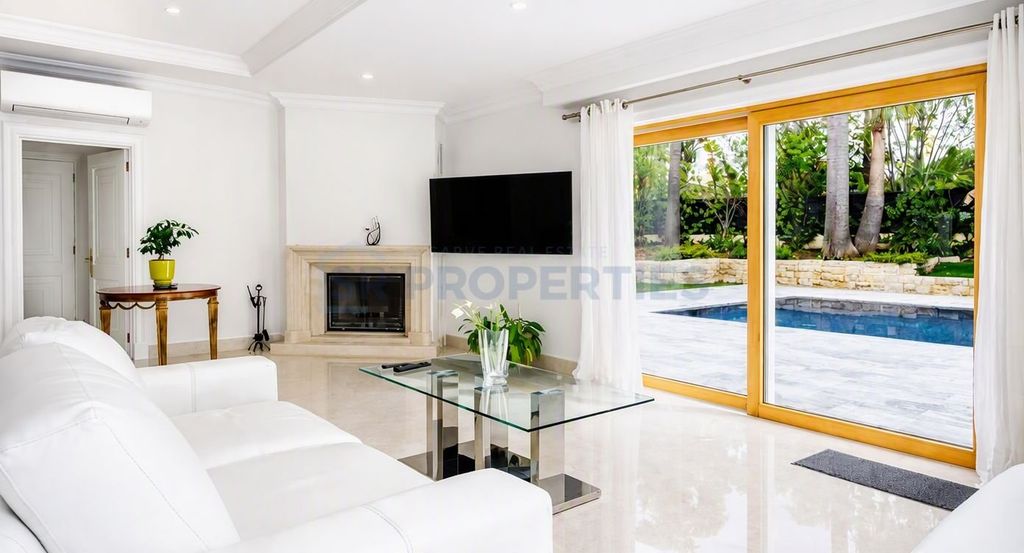 Property photo 3 of 59