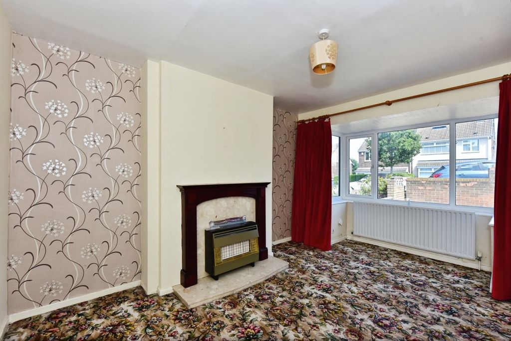 Property photo 3 of 17 Pbox-Img.Jpg