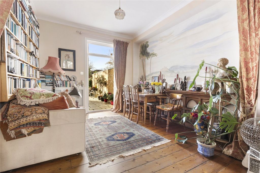 Property photo 3 of 14 Reception Room