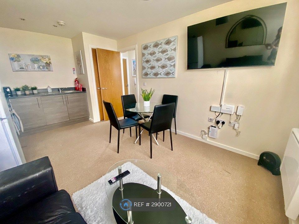 Property photo 3 of 35