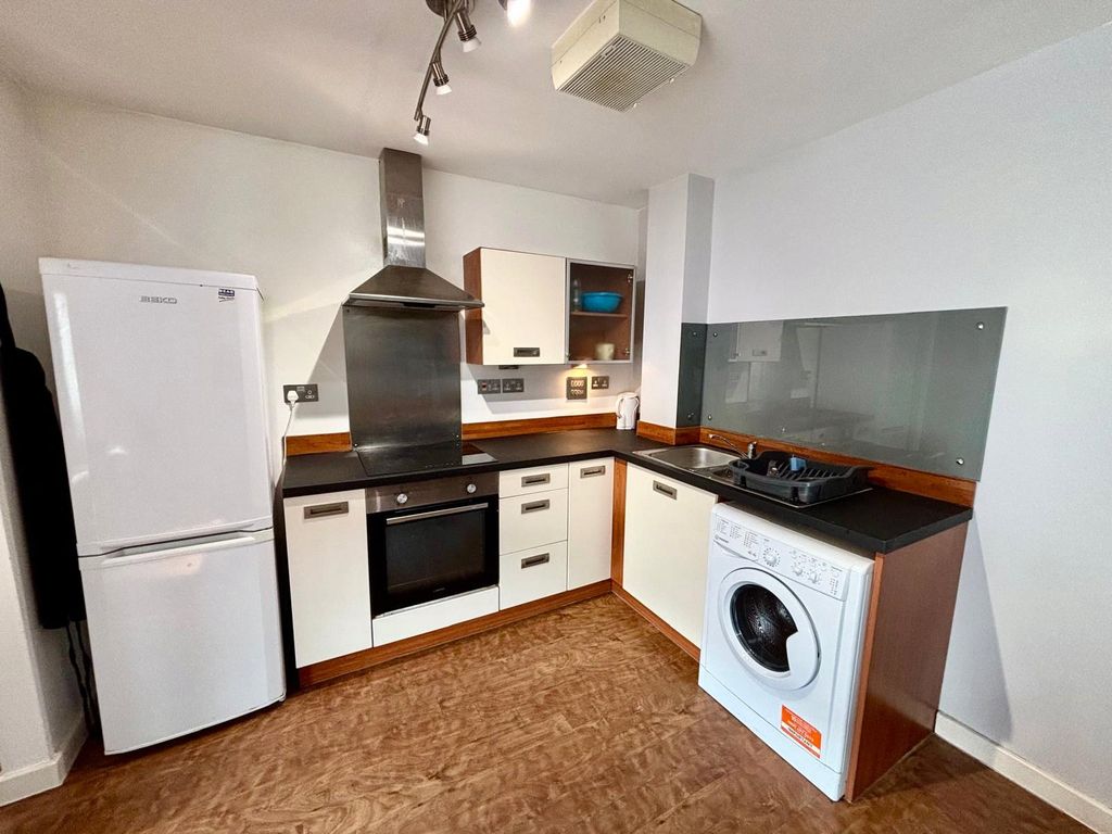 Property photo 2 of 11 Picture No. 07
