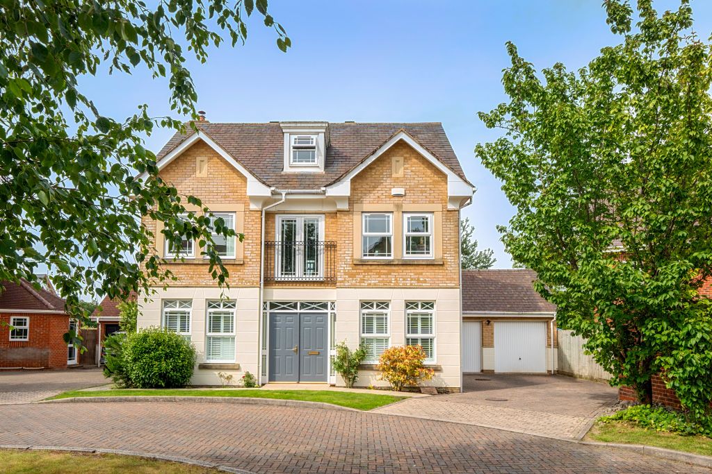 Property photo 1 of 19