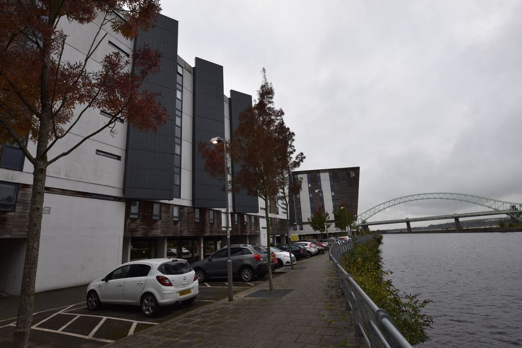 Property photo 3 of 15