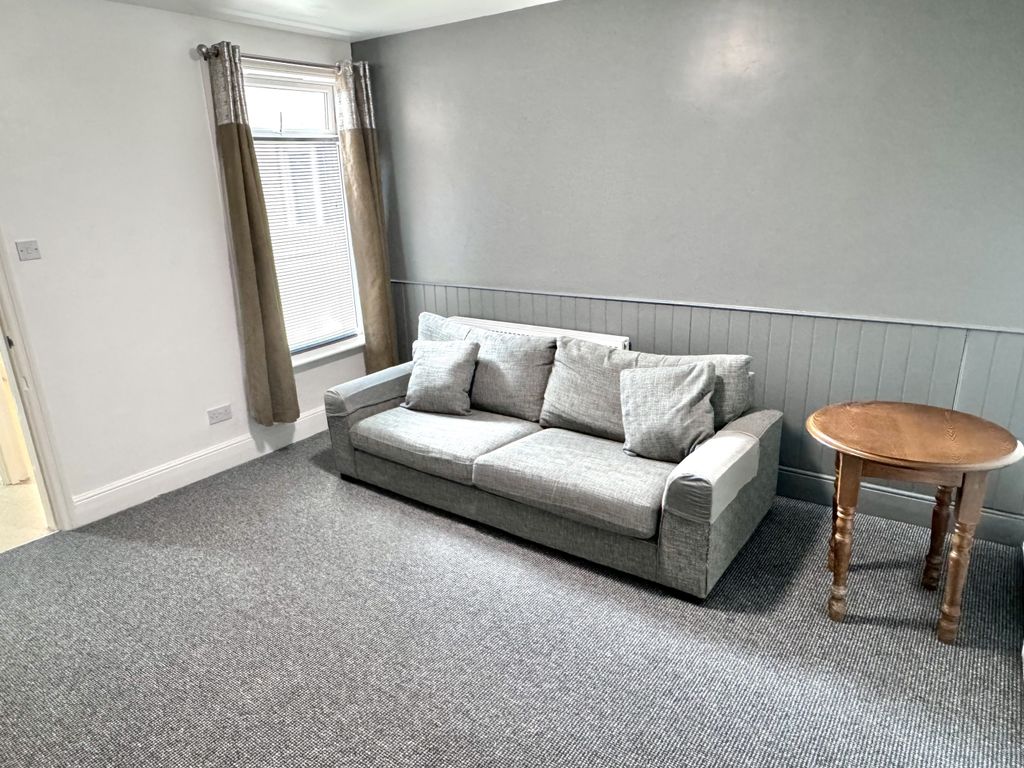 Property photo 3 of 7 Img_4274
