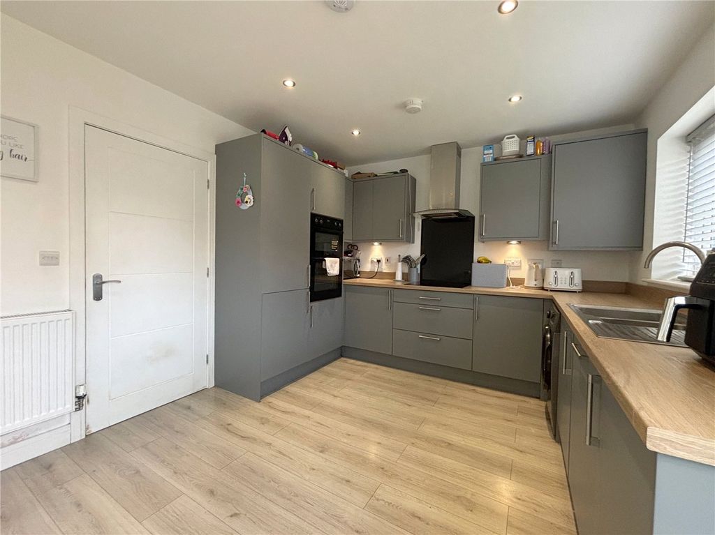 Property photo 3 of 10 Picture No. 08