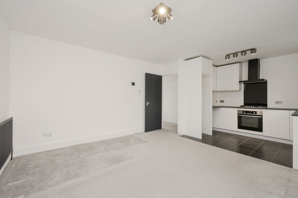 Property photo 2 of 8 Picture No. 02