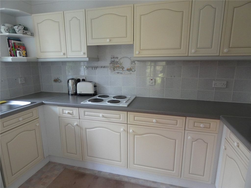Property photo 2 of 10 Picture No. 20