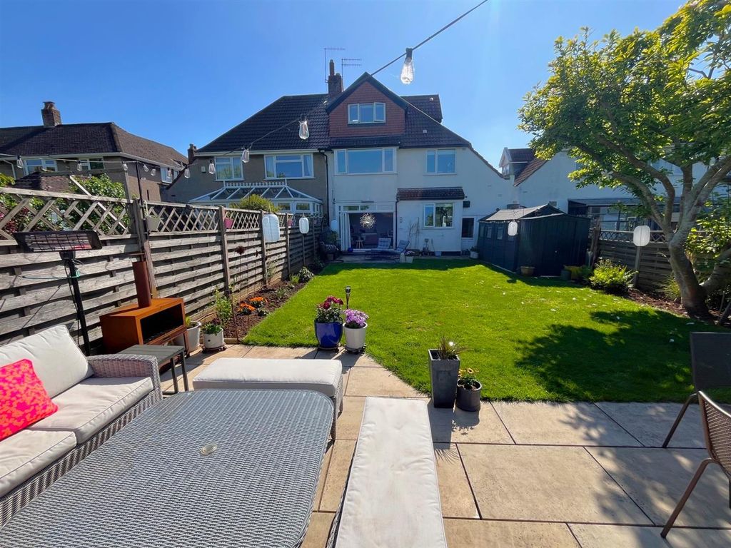 Property photo 3 of 22