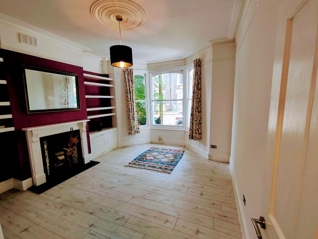 Property photo 2 of 14 Lounge Or Double Bedroom One - Unfurnished