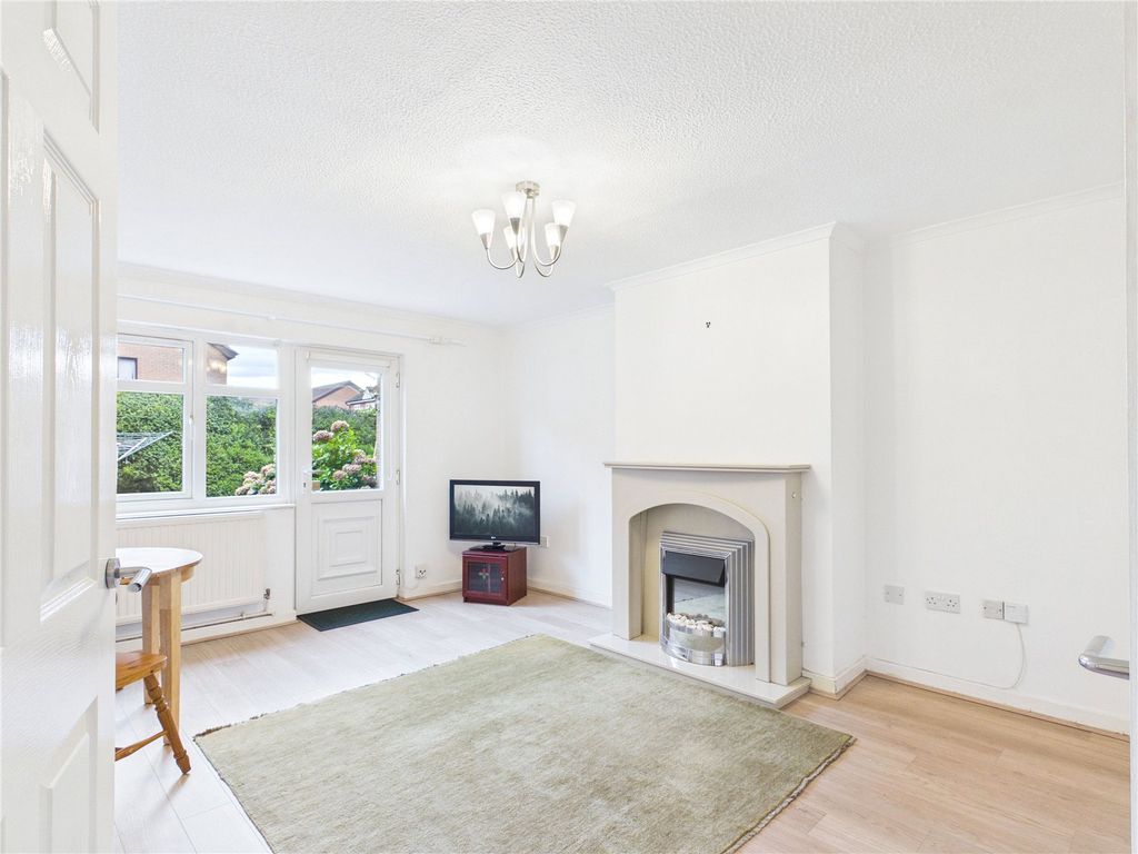 Property photo 3 of 12 Picture No. 06