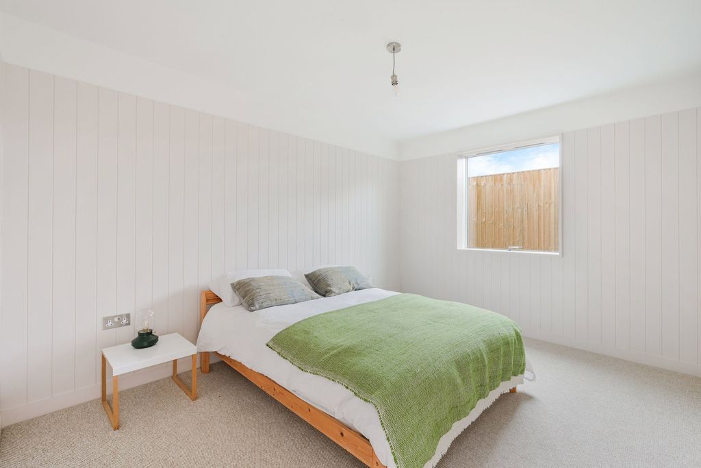 Additional image 14 of 2 bed bungalow for sale1 Garden Court, Godstone RH9